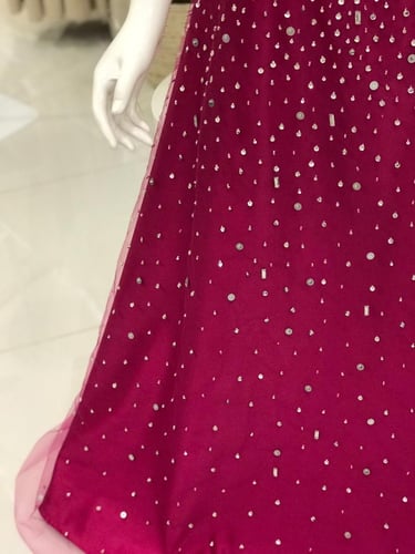 فستان سهرة فوشي شك