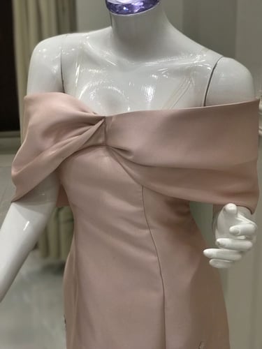 فستان سهرة وردي