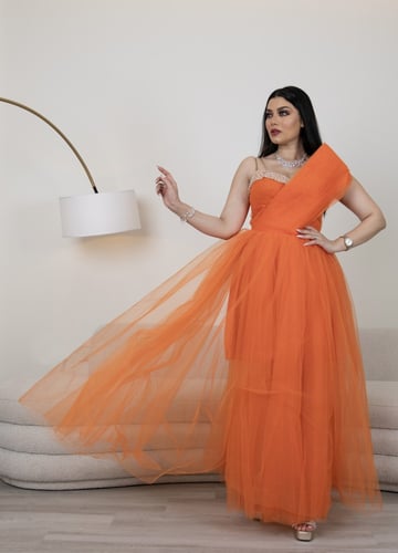 فستان من التل المُكسر