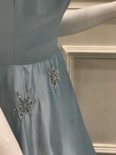 فستان سهرة شك