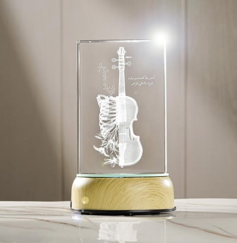 كريستال بتصميم الكمان وزهور الليلي بحفر 3D