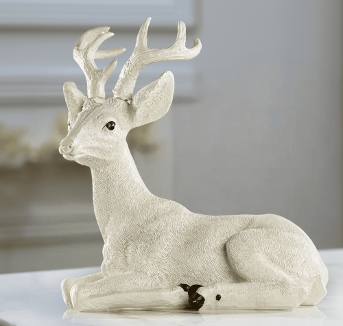 مجسم غزال كبير