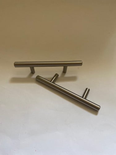 زوج مقابض يد لون فضي مقاس 10