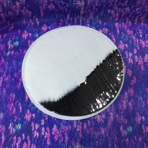 قماش ترتر لون اسود دائري