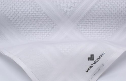شماغ ماريو فالنتينو ابيض 2026 Mario Valentino