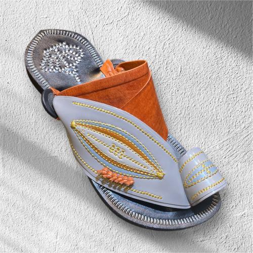 حذاء - زبيرية مطور 2025