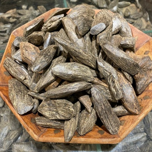 بخور عود ازرق طبيعي محسن فاخر درجة اولى