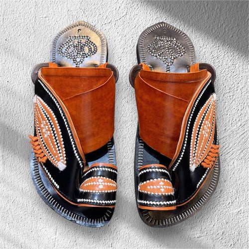 حذاء - زبيرية مطور 2025