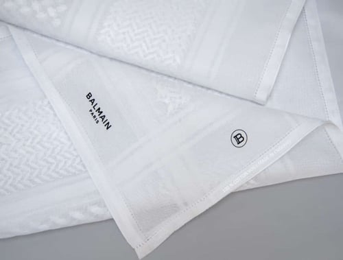 شماغ بالمان ابيض 2024 Balmain ختم اسود