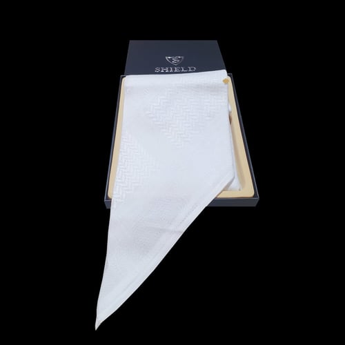 شماغ شيلد 2023 Shield ابيض