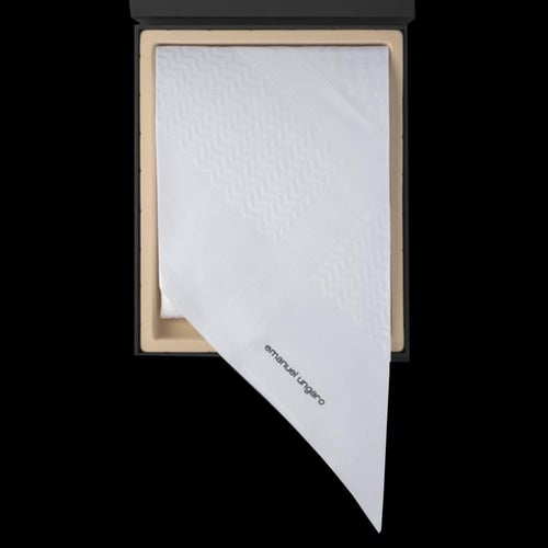 شماغ ايمانويل انقارو Emanuel Ungaro