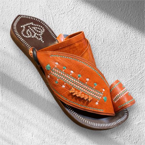 حذاء - زبيرية مطور 2025