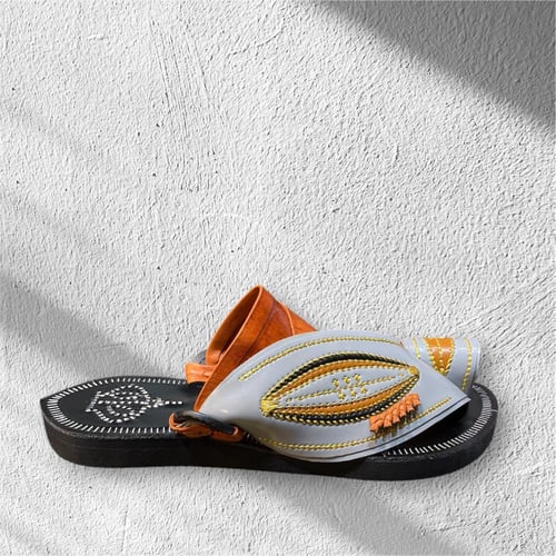 حذاء - زبيرية مطور 2025