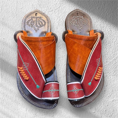 حذاء - زبيرية مطور 2025