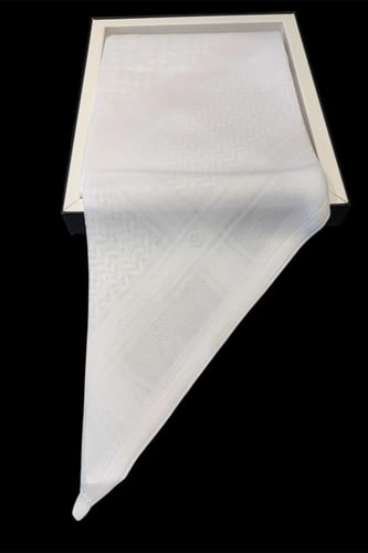 شماغ جولدن بلس ابيض كلاسيك3 2026 Golden Plus