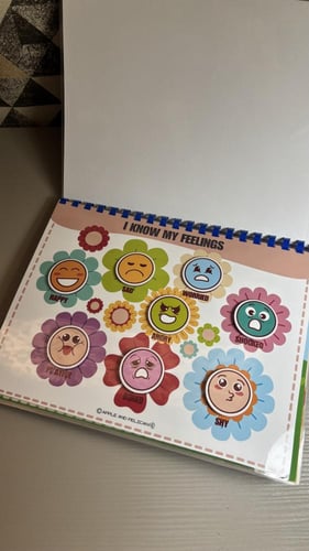 كتابي الاولى ( انشطة للاطفال )