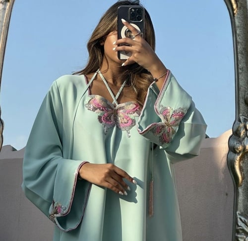 جلابية الفراشات