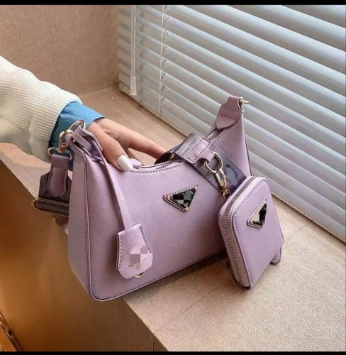 شنطة نسائيه