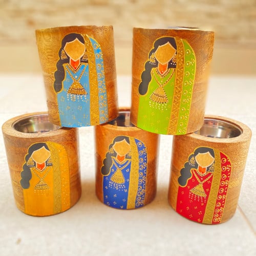 مباخر خشبية برسومات فنية جميلة