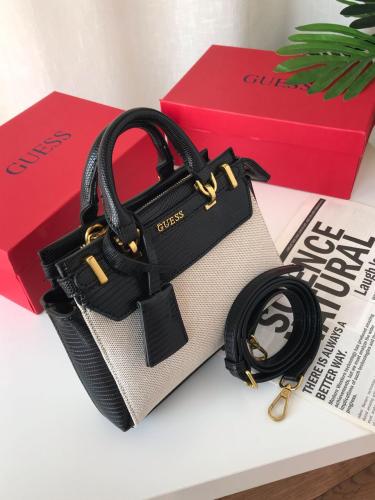 شنطه جيس هاي كواليتي معا ملحقاتها