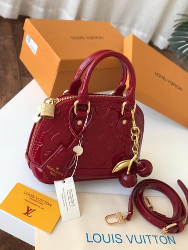 شنطه لويس فيتون لمعه ماستر هاي كواليتي