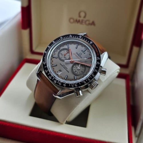 ساعة اوميغا اسبورت كونغراف مقاس42mm