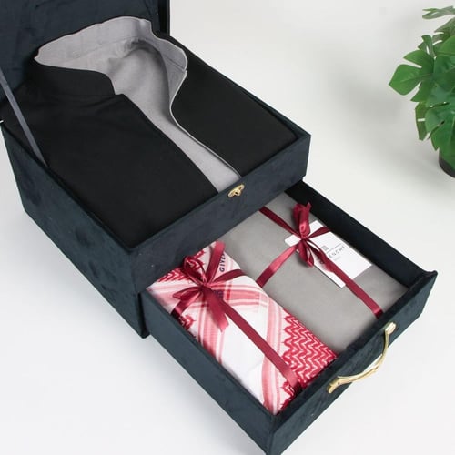 بوكس ملكي فخم جدا من ديور شتوي