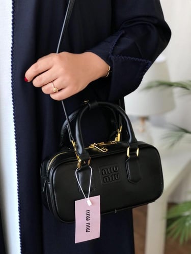 شنطه ميو ميو الهبه هاي كواليتي معا ملحقاتها