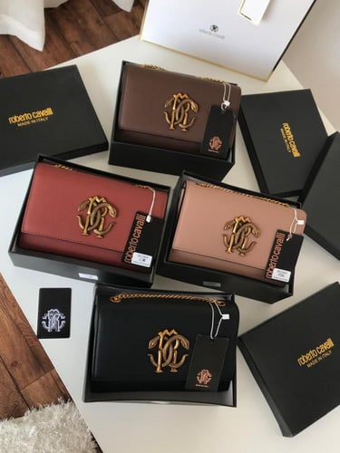 شنطه روبرتو كفالي هاي كواليتي معا ملحقاتها