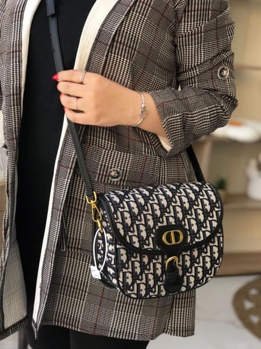 شنطه ديور هاي كواليتي معا ملحقاتها