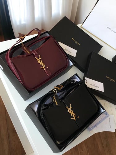 شنطه سالوران هاي كواليتي معا ملحقاتها