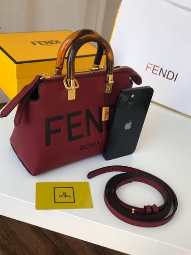 شنطه فندي ماستر هاي كواليتي معا ملحقاتها