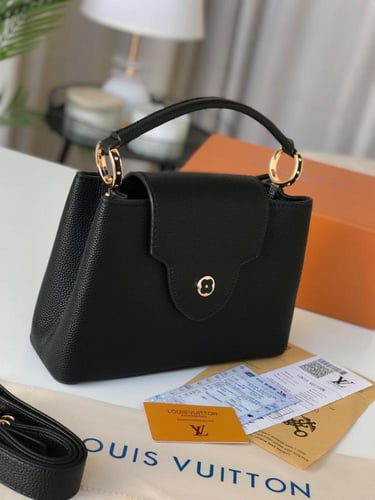 شنطه لويس فيتون هاي كواليتي معا ملحقاتها