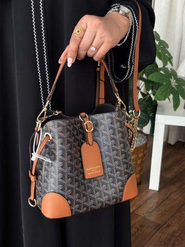 شنطة جويارد ماستر كواليتي معا ملحقاتها