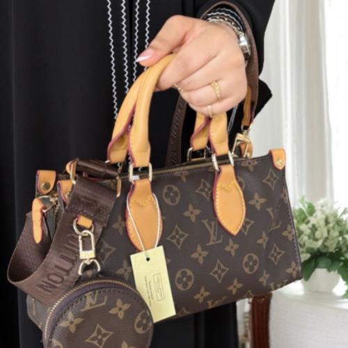 شنطة لويس فيتون نسائية ماستر معا ملحقاتها