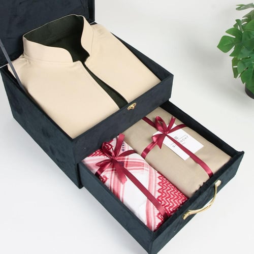 بوكس ملكي فخم جدا من ديور شتوي