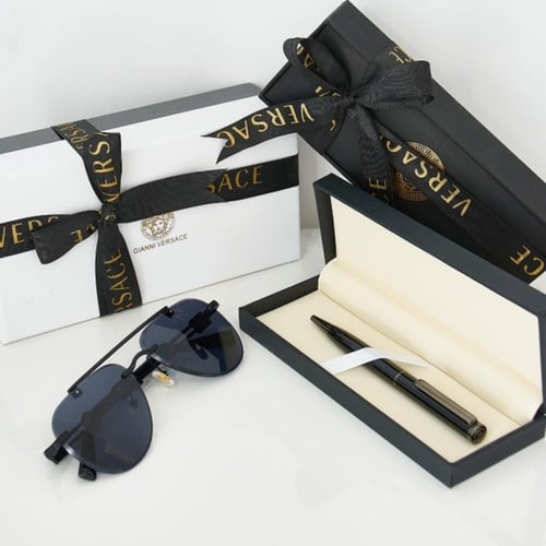 طقم فرزاتشي قلم ونظارة معا ملحقاتها