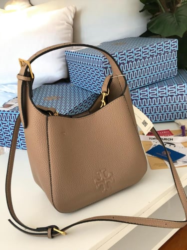 شنطه توري بورش هاي كواليتي معا ملحقاتها