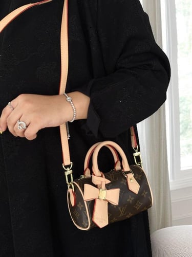 شنطه لويس فيتون ماستر معا ملحقاتها