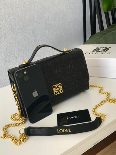 شنطه لوي ماستر معا ملحقاتها