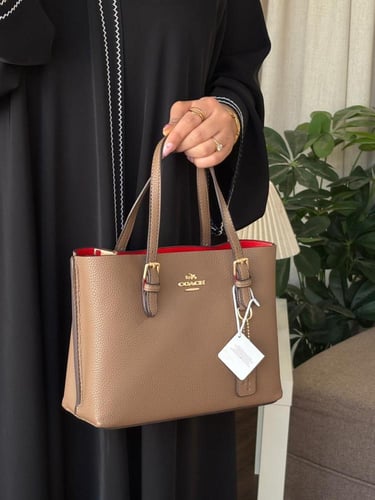 شنطة كوتش نسائية ماستر معا ملحقاتها