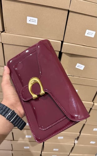 شنطه كوتش ماستر الاكثر طلبآ معا ملحقاتها