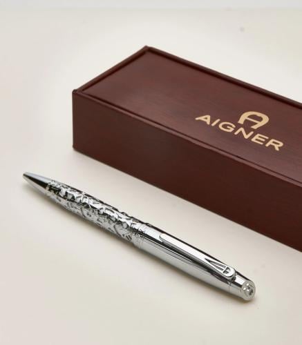 قلم اقنر درجة أولى معا ملحقاته