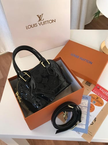 لويس فيتون ماستر لمعه هاي كواليتي معا ملحقاتها