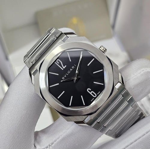 ساعة بولغاري موديل اوكتو فينيسيمو مقاس 40mm