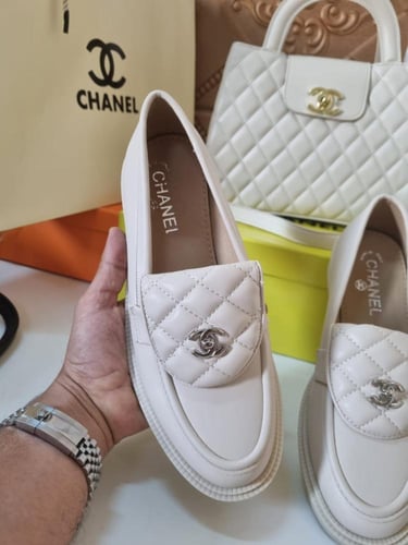 طقم شنطه وشوز نسائي