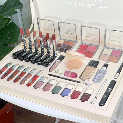 بوكس مكياج هرموني بيوتي الجديد