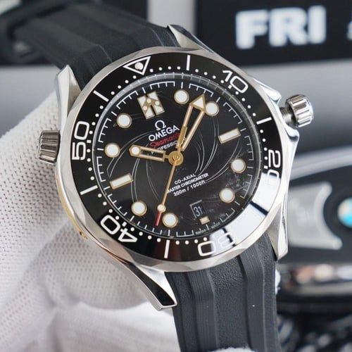 ساعة اوميغا فخمه طبق الاصل كوبي