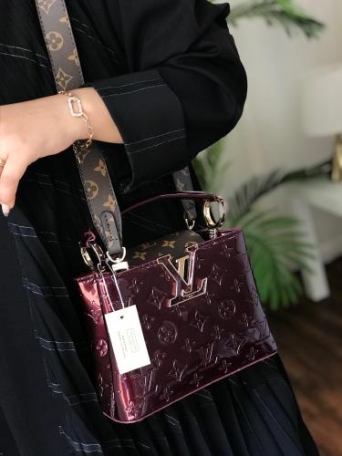شنطه لويس فيتون ماستر معا ملحقاتها