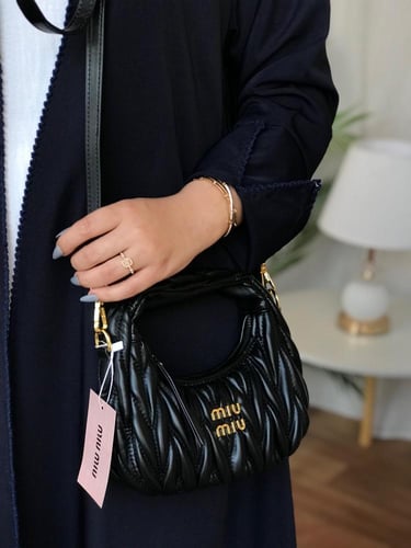 شنطه ميو ميو اسود هاي كواليتي